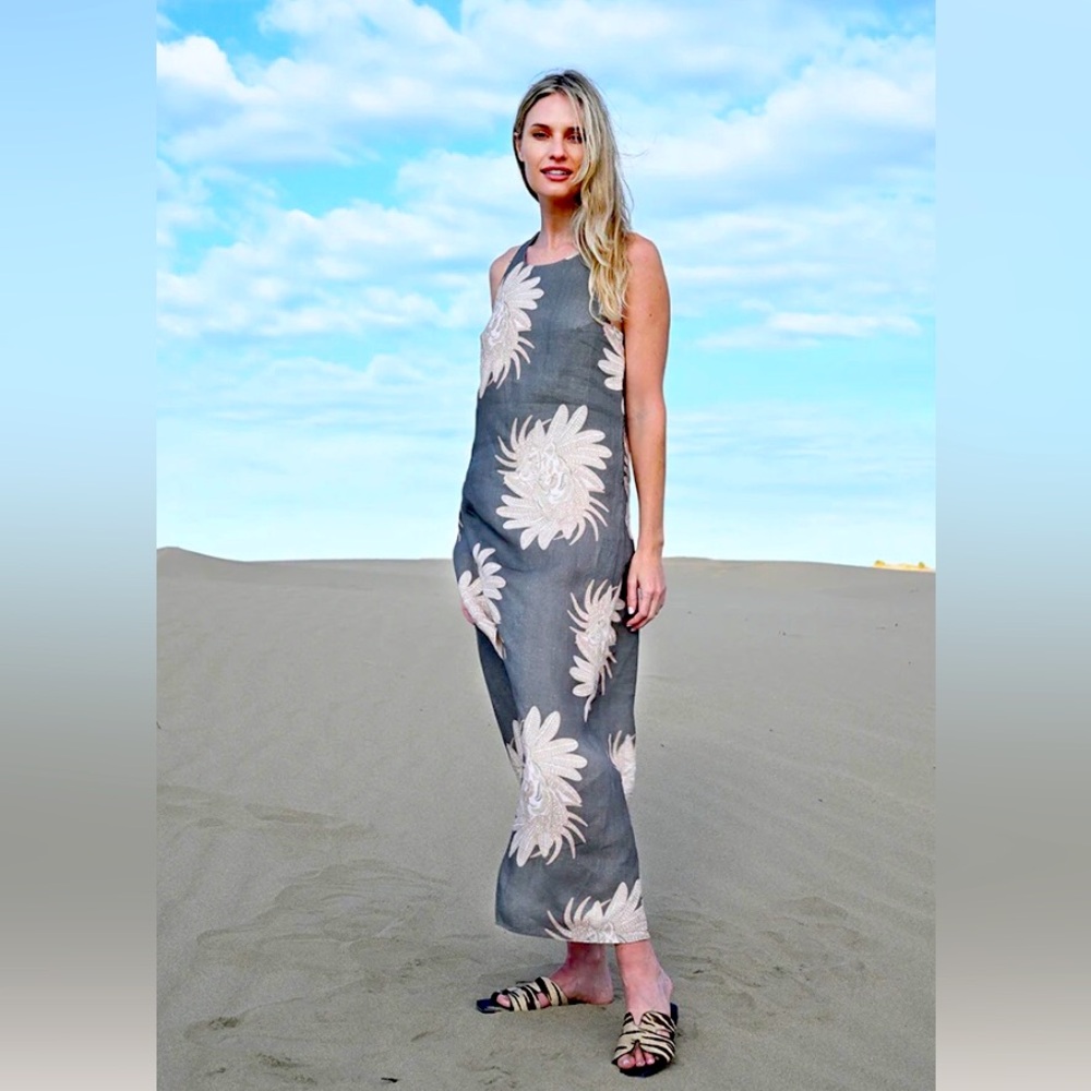 Las Surenas Long Linen Dress